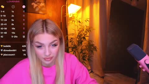 ellamilla online show from January 2025 08:37:01 AM