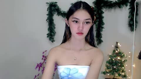 ELLA online show from September 2025 11:37:01 PM