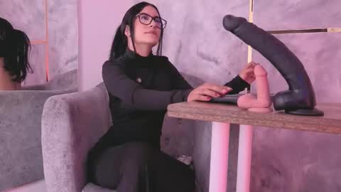  ella  online show from February 2026 10:38:01 AM