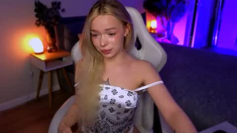 Ella online show from April 2026 05:45:02 AM