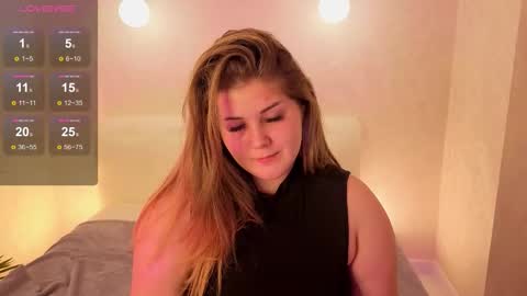 Scarlet online show from November 2025 11:36:02 PM