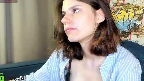 Snapshot of elle__driver chatting on June 2026 01:15:02 AM elle__driver online show from June 2026 01:15:02 AM