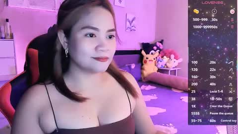 Snapshot of elleelle123 chatting on May 2026 01:52:01 PM Ann online show from May 2026 01:52:01 PM