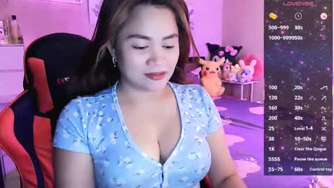 Snapshot of elleelle123 chatting on May 2026 01:34:02 AM Ann online show from May 2026 01:34:02 AM