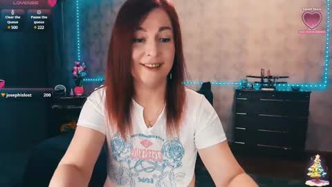 Snapshot of ellen_busty chatting on January 2025 06:35:02 AM Elli NEXT STREAM online show from January 2025 06:35:02 AM
