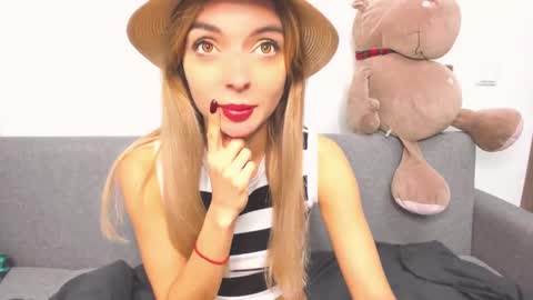 ellen_flow online show from December 2024 09:24:01 AM