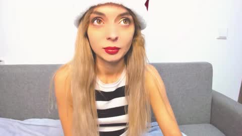 ellen_flow online show from December 2024 08:34:01 PM