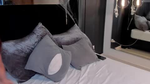 Snapshot of ellen_grace chatting on November 2025 09:22:01 AM Ellen  online show from November 2025 09:22:01 AM