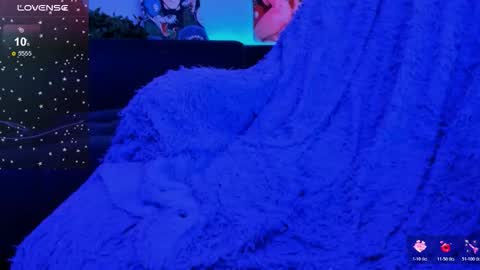 Ellie online show from November 2025 01:01:02 PM