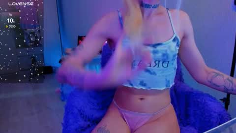 Ellie online show from March 2026 05:42:02 PM