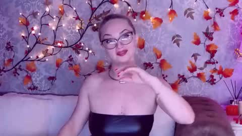 Snapshot of ellianareese chatting on October 2025 05:18:01 AM Elliana online show from October 2025 05:18:01 AM