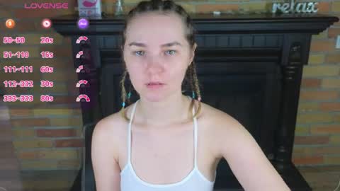 Snapshot of ellie_babyy chatting on July 2026 07:36:01 AM Ellie online show from July 2026 07:36:01 AM