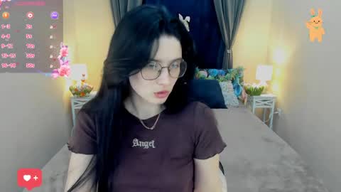 ellie_magic online show from April 2026 01:34:01 PM