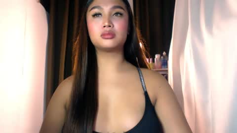 Snapshot of elliecummers chatting on July 2026 10:09:02 PM ellie online show from July 2026 10:09:02 PM