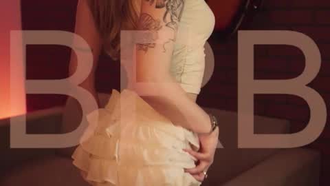 elliecutes online show from November 2025 05:09:02 AM