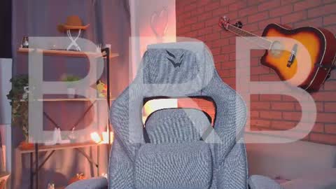 elliecutes online show from July 2026 08:23:01 AM