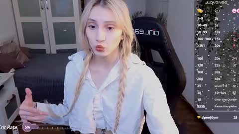 elliefrost online show from February 2025 09:23:01 PM