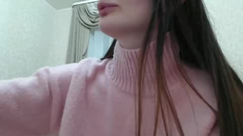 Effie1818 online show from December 2024 04:27:01 PM