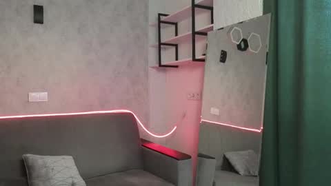 elliot_muscle04 online show from October 2025 11:42:02 AM