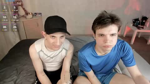 Snapshot of elliot_winki chatting on May 2026 05:51:02 PM elliot_winki online show from May 2026 05:51:02 PM