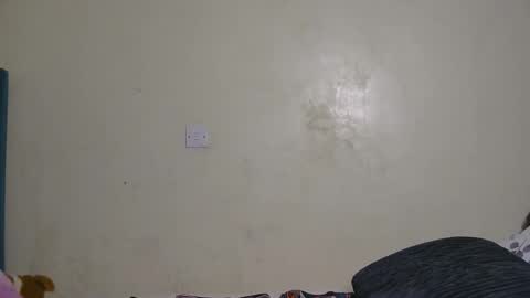 elllanna online show from May 2026 03:52:01 PM