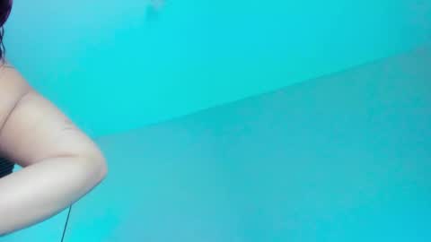 Snapshot of ellope chatting on October 2025 03:07:02 AM Ellope online show from October 2025 03:07:02 AM