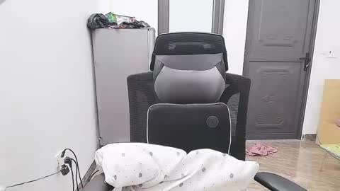 ellsa9x online show from October 2025 02:42:02 AM