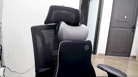 ellsa9x online show from June 2026 02:51:01 AM