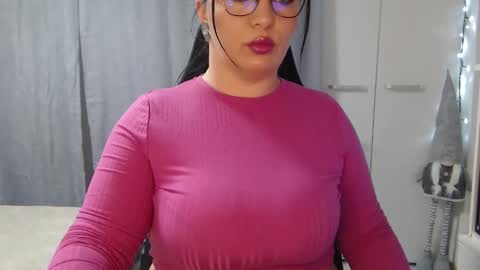 Snapshot of elly_denise chatting on November 2025 06:57:01 AM Denise online show from November 2025 06:57:01 AM