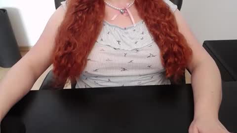 Elly online show from April 2026 01:56:02 PM