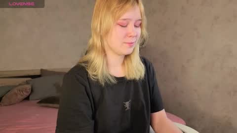 ellya_castro online show from November 2025 12:20:02 AM