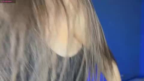 Im online Fri Sun Mon Tue Thu Fri Sat3 from 1000 online show from February 2025 09:10:01 AM