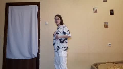 Kate online show from April 2026 02:51:02 PM