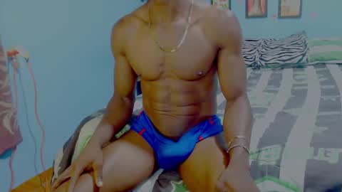 Snapshot of elmiltonnjakee chatting on February 2026 09:41:01 PM elmiltonnjakee online show from February 2026 09:41:01 PM