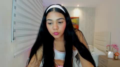 ELMY online show from January 2026 12:42:02 PM