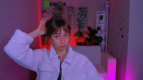 Ella online show from July 2026 09:18:01 AM
