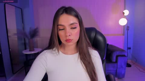 ELOISA OLIVERO online show from January 2025 11:32:02 AM