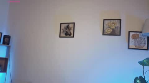 Eloise  . online show from December 2025 04:52:02 AM