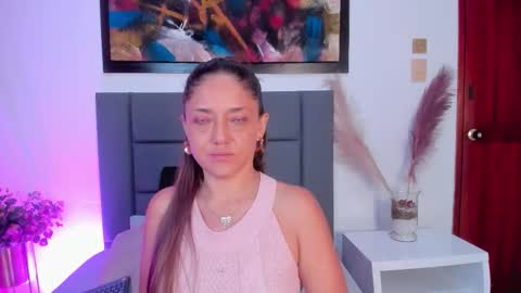 EloiseQuinn online show from September 2025 12:38:01 PM