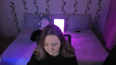 Ela give me a thumbs up if you like it  and this is important for the development of the account online show from November 2025 07:13:01 PM