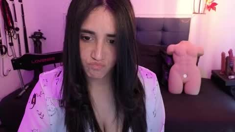 elowen_halley1 online show from October 2025 07:13:01 PM