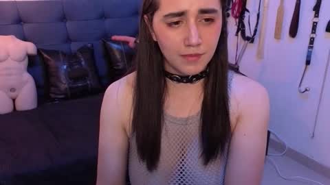 elowen_halley1 online show from October 2025 08:15:02 PM