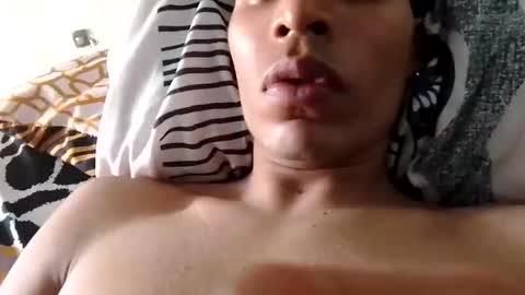 Snapshot of elreyto chatting on January 2025 05:44:01 PM elreyto online show from January 2025 05:44:01 PM