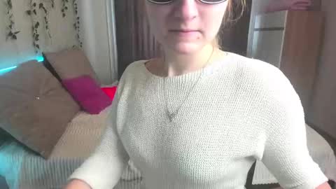 Elsa  online show from February 2025 04:03:02 AM