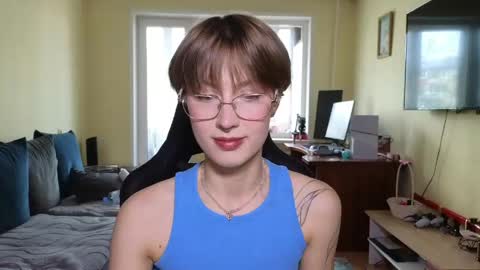 elsaangel online show from May 2026 07:36:01 AM