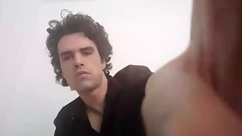 elthio online show from April 2026 07:11:02 PM