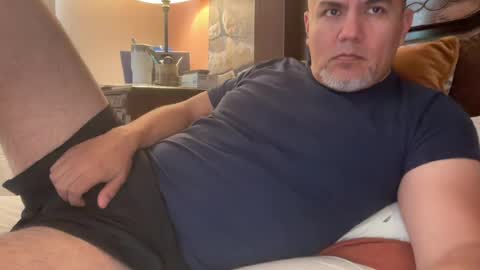 Snapshot of elvecinoequipadon chatting on July 2026 03:47:01 PM Petrhus Rockpic online show from July 2026 03:47:01 PM