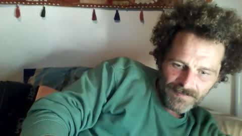 elyjahoye online show from October 2025 09:26:02 PM