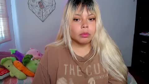 Ely online show from September 2025 09:47:02 PM