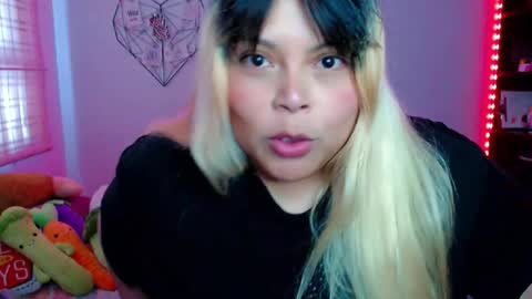 Ely online show from December 2025 09:35:01 PM